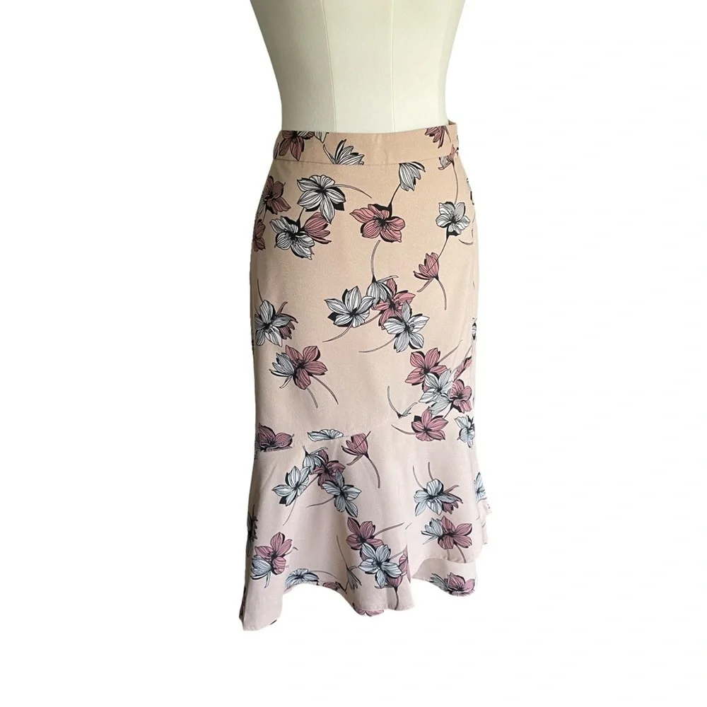 Banana Republic Light Pink Floral Trumpet Midi Skirt Size 6